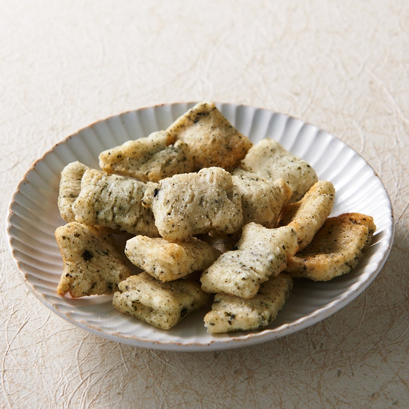 ARARE Rice Crackers Seaweed Salad